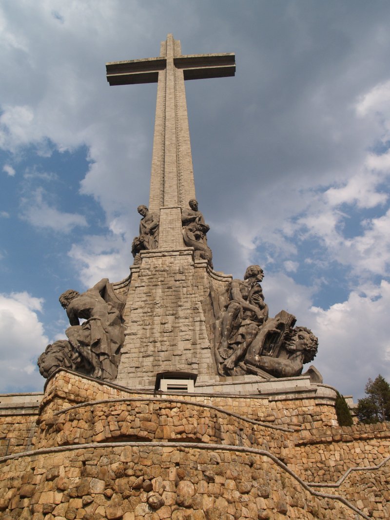 El Valle de los Caídos. La Cruz